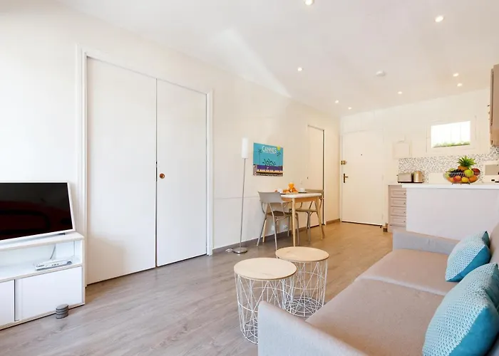 Les 3 Palmiers Yourhosthelper Lejlighed *